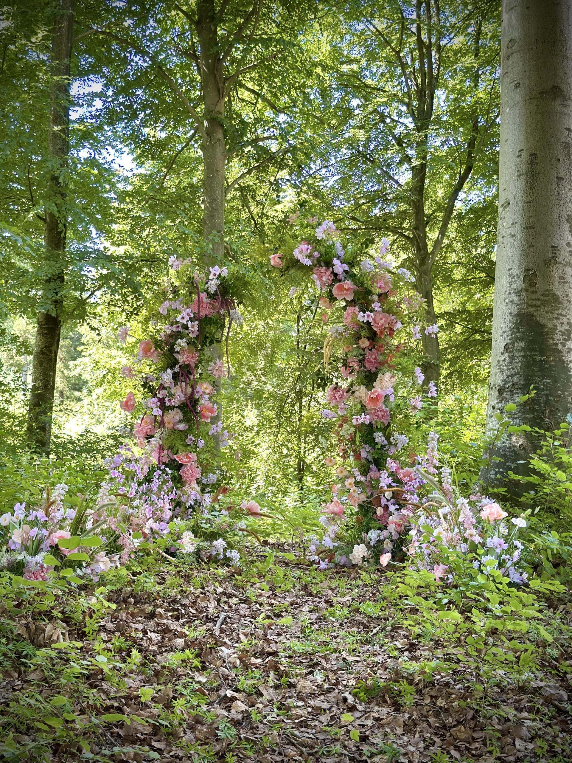 De lyserøde søjler