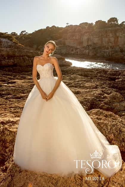 A line prinssesse kjole