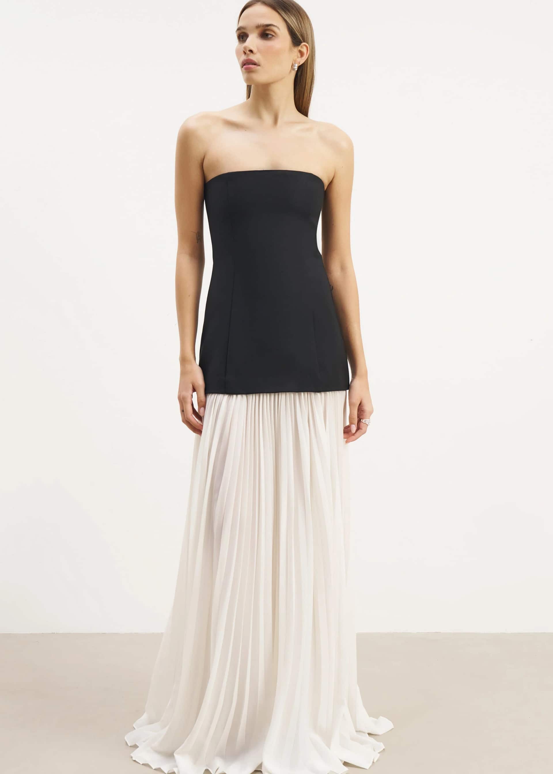 BOA - STRUCTURED BODICE GOWN