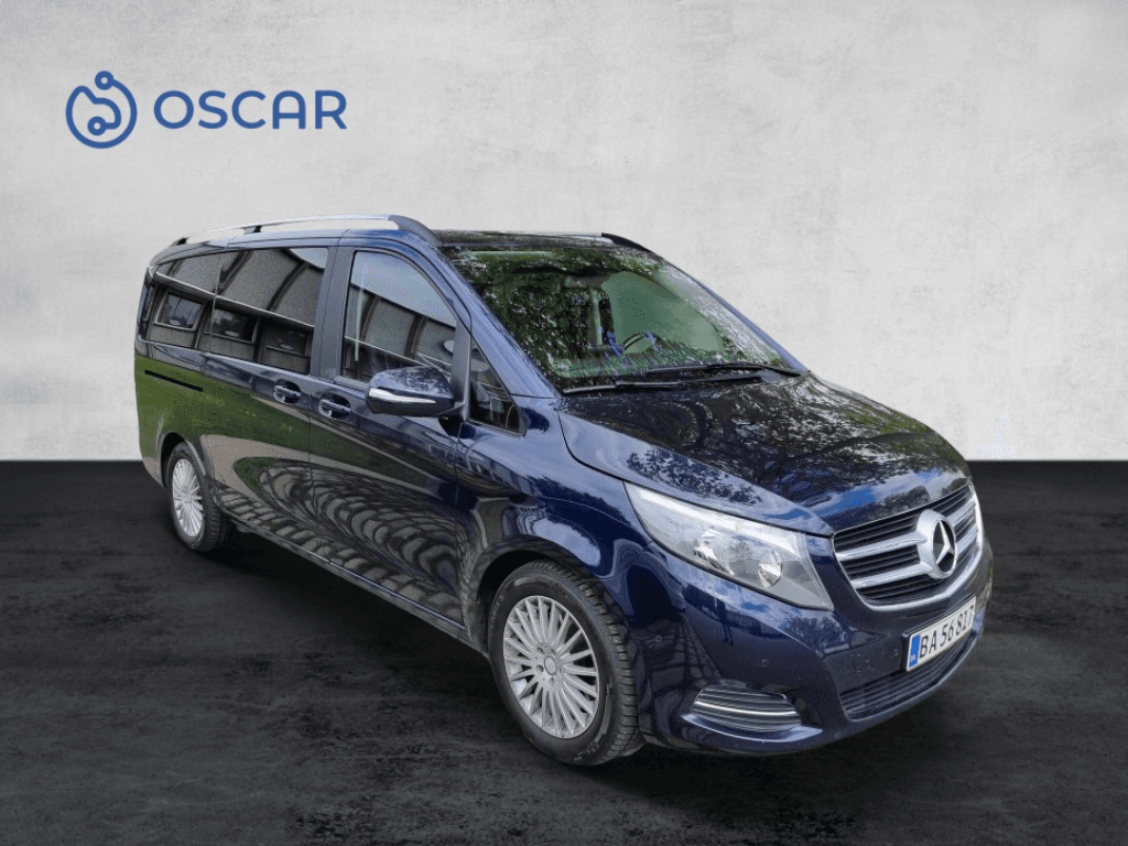 Mercedes-Benz V220