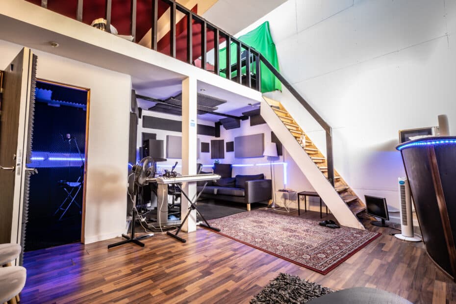 Vibe Studio 2