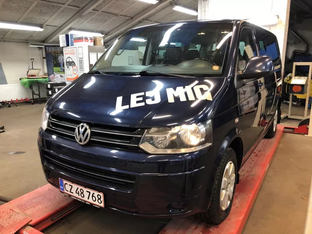VW Caravelle
