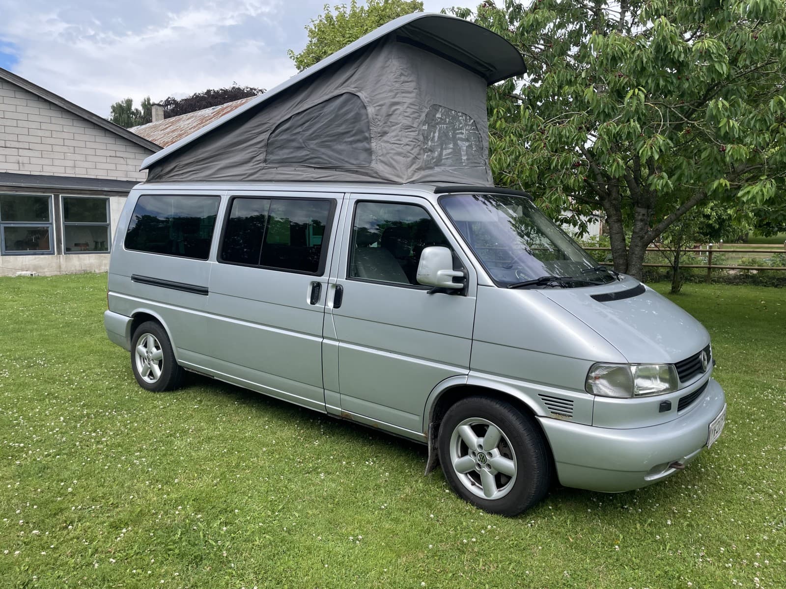 VW Caravelle