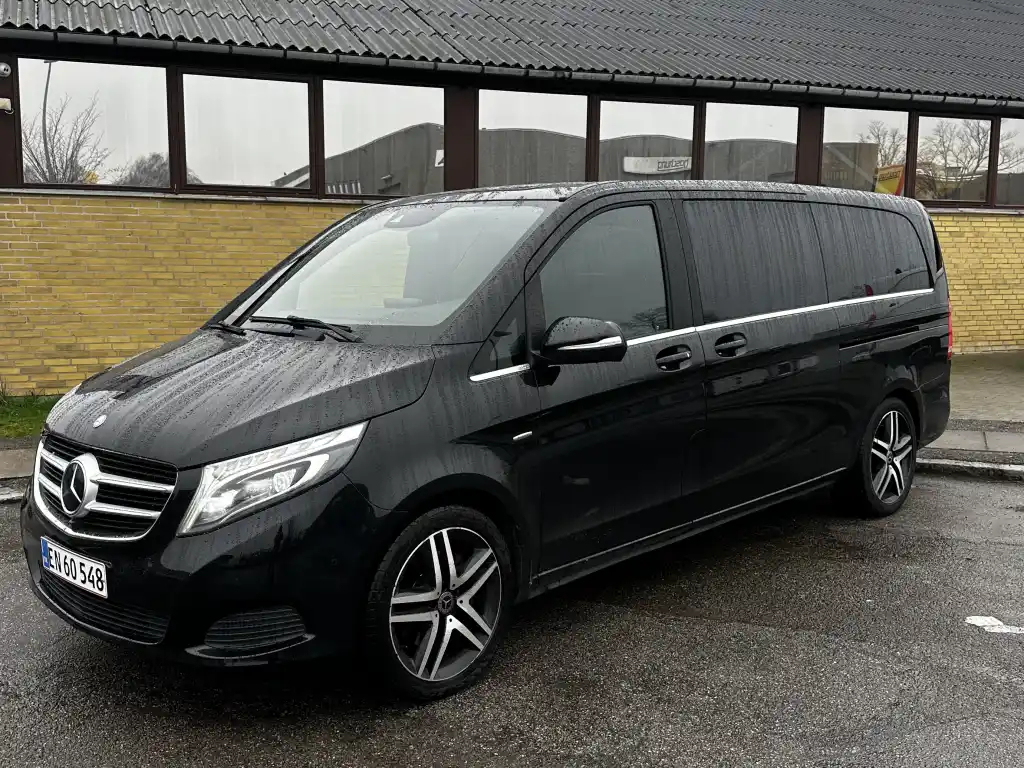 Mercedes Benz V250d Aut. - 8 Pers - Ekstra lang - Luksus minibus med alt i udstyr