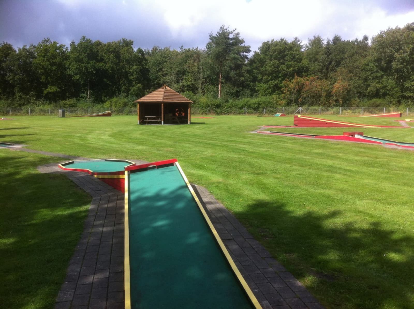 Arrild Svømmehal Minigolf