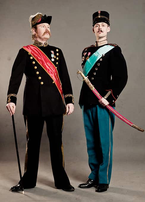 Konger i uniform