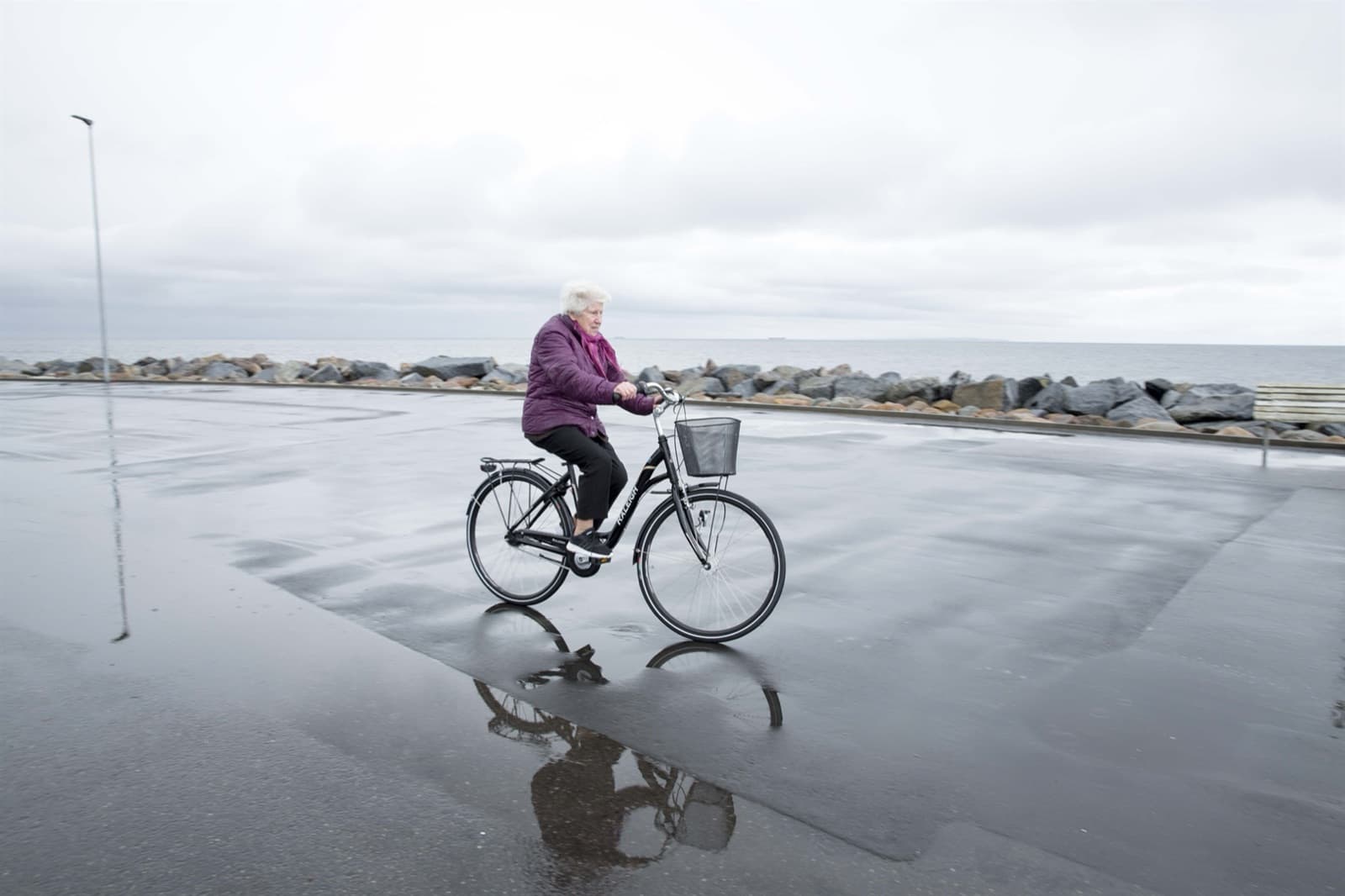 Elcykel med forhjulsmotor