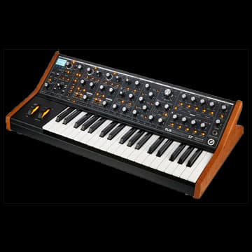 Moog Subsequent 37