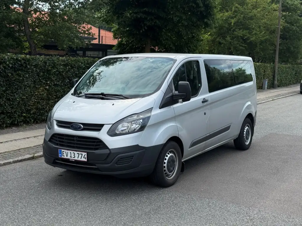 Ford Transit Custom 9 personers