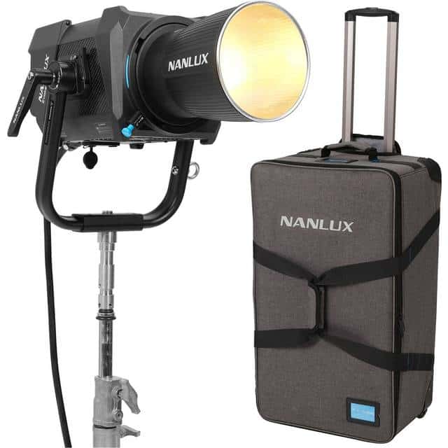 NANLUX EVOKE 900C SPOT LIGHT WITH TROLLEY CASE