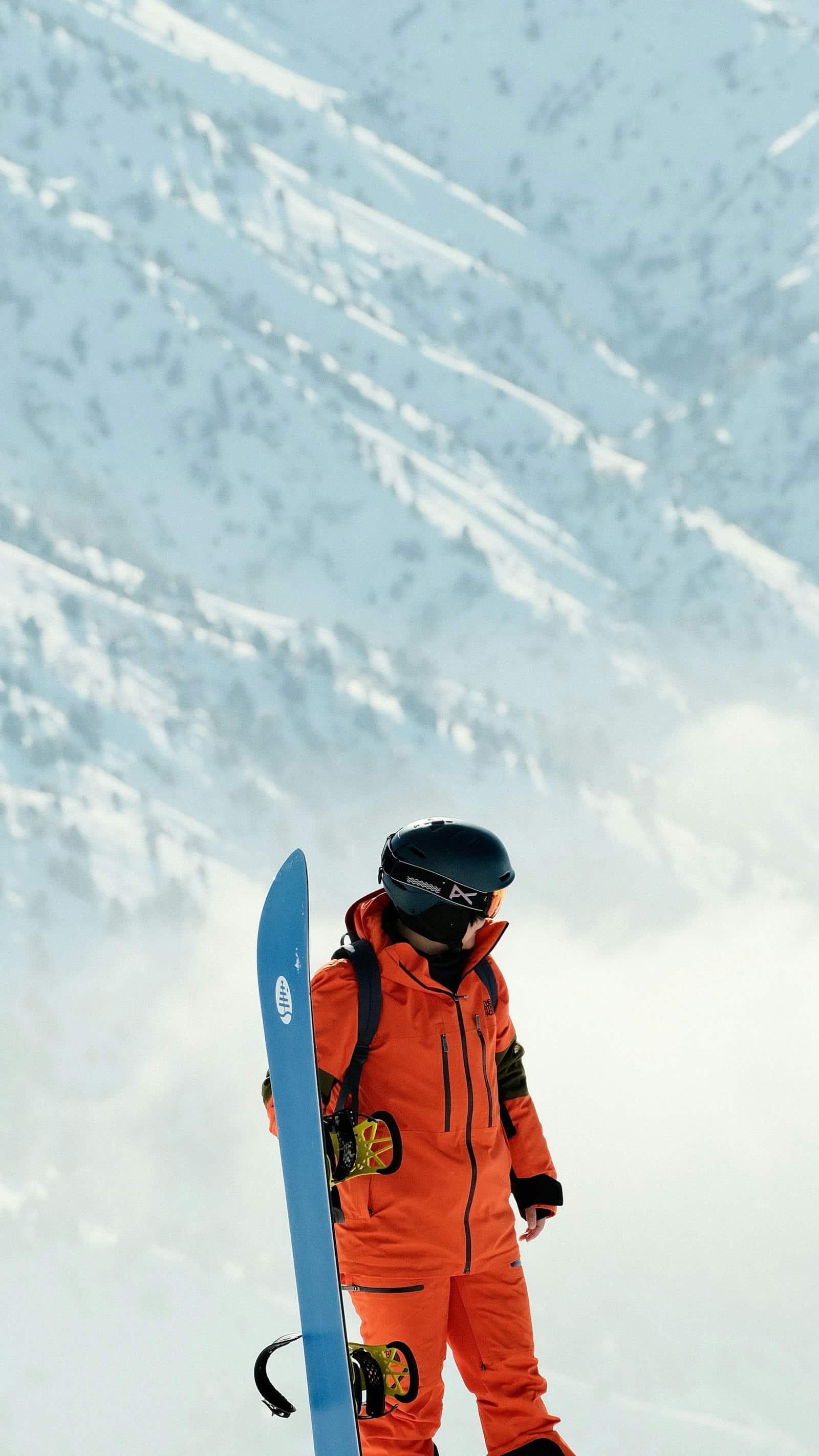 Junior snowboardpakke – board, støvler og hjelm